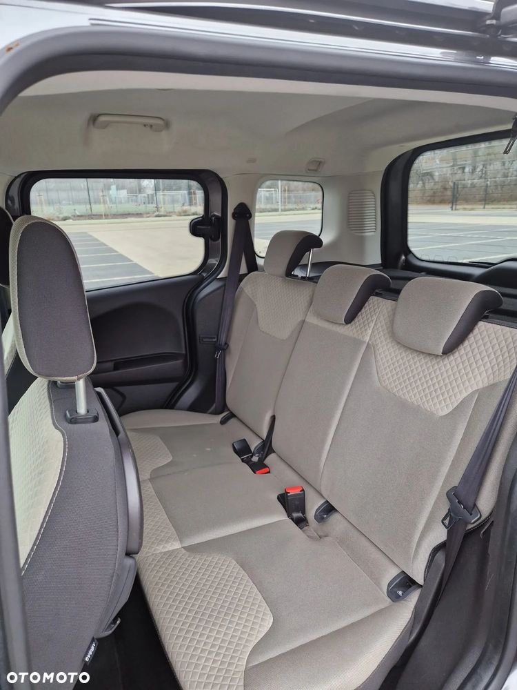 Ford Tourneo Courier 1.0 EcoBoost Trend - 10