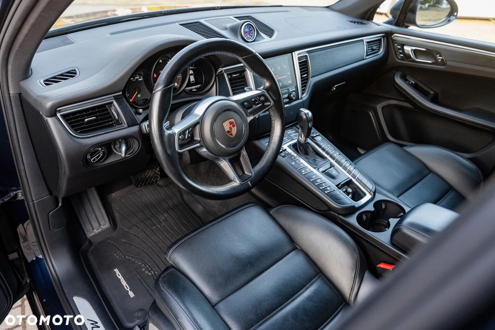 Porsche Macan - 12