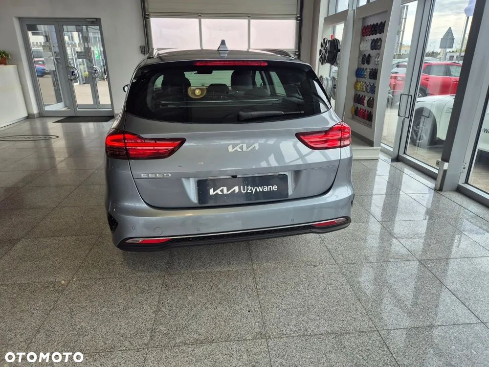 Kia Ceed 1.5 T-GDI M DCT - 10