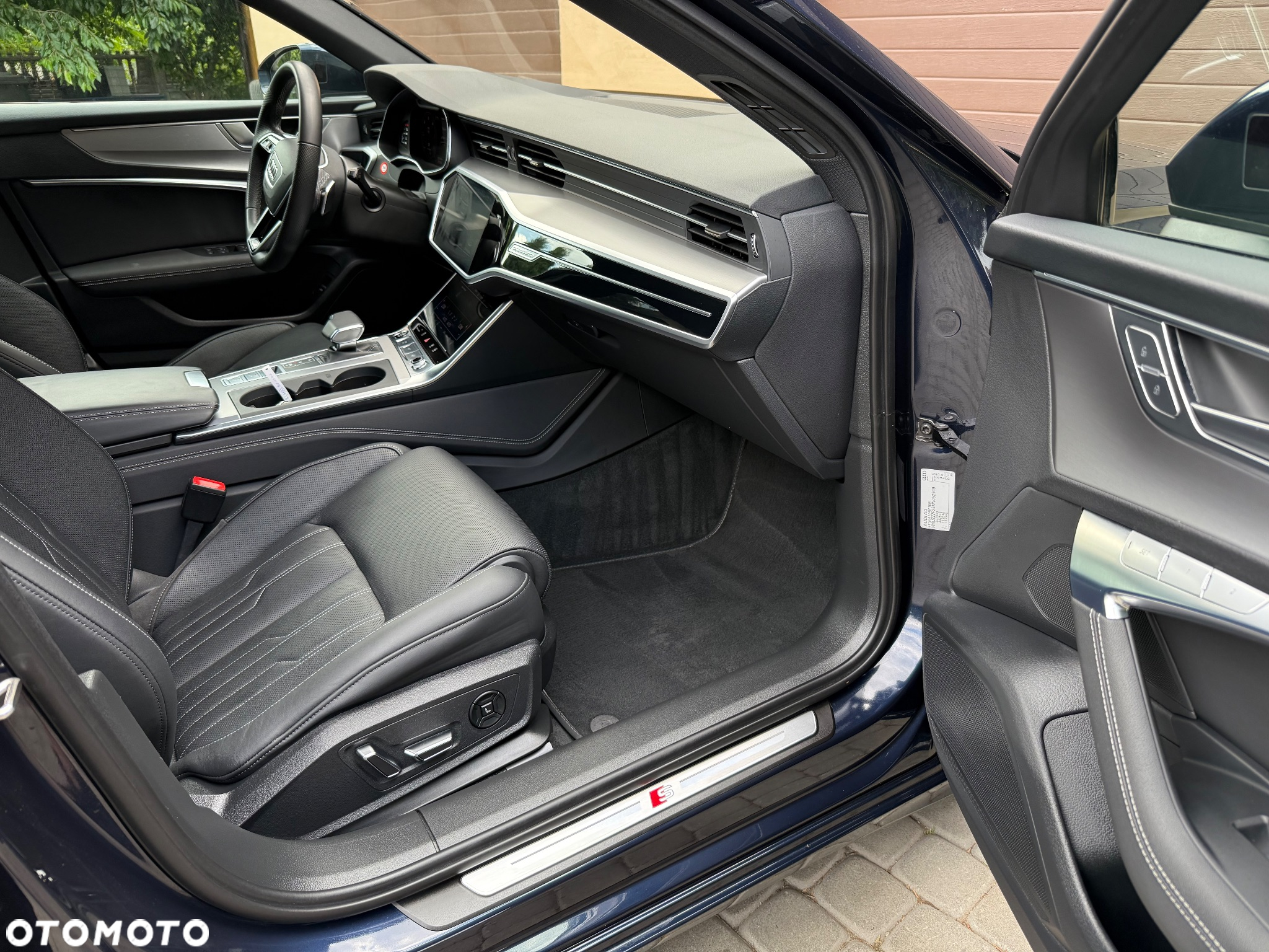 Audi A6 Avant 40 TDI quattro S tronic S line - 30