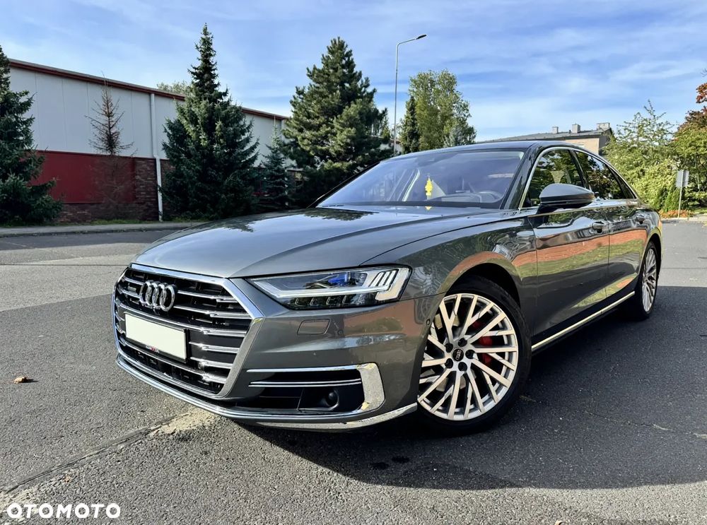 Audi A8 - 1