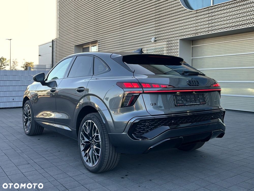 Audi Q3 Sportback - 7