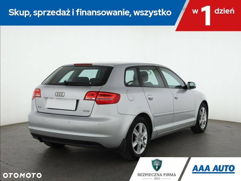 Audi A3 Sportback - 7
