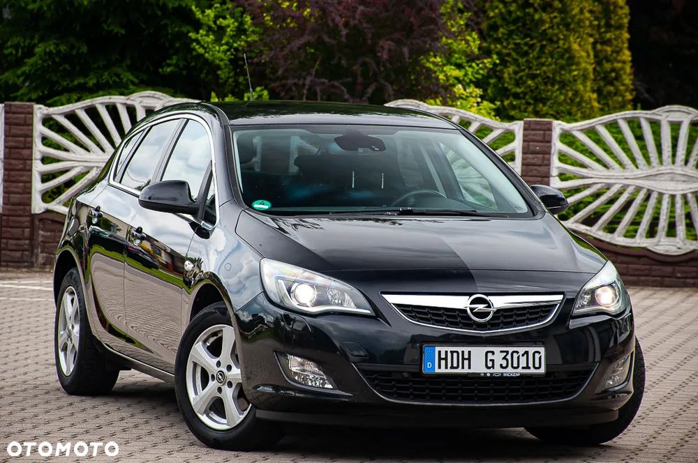 Opel Astra 1.6 Turbo Edition Sport - 4