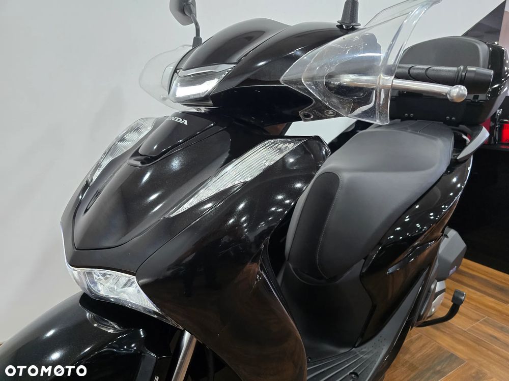 Honda SH - 11