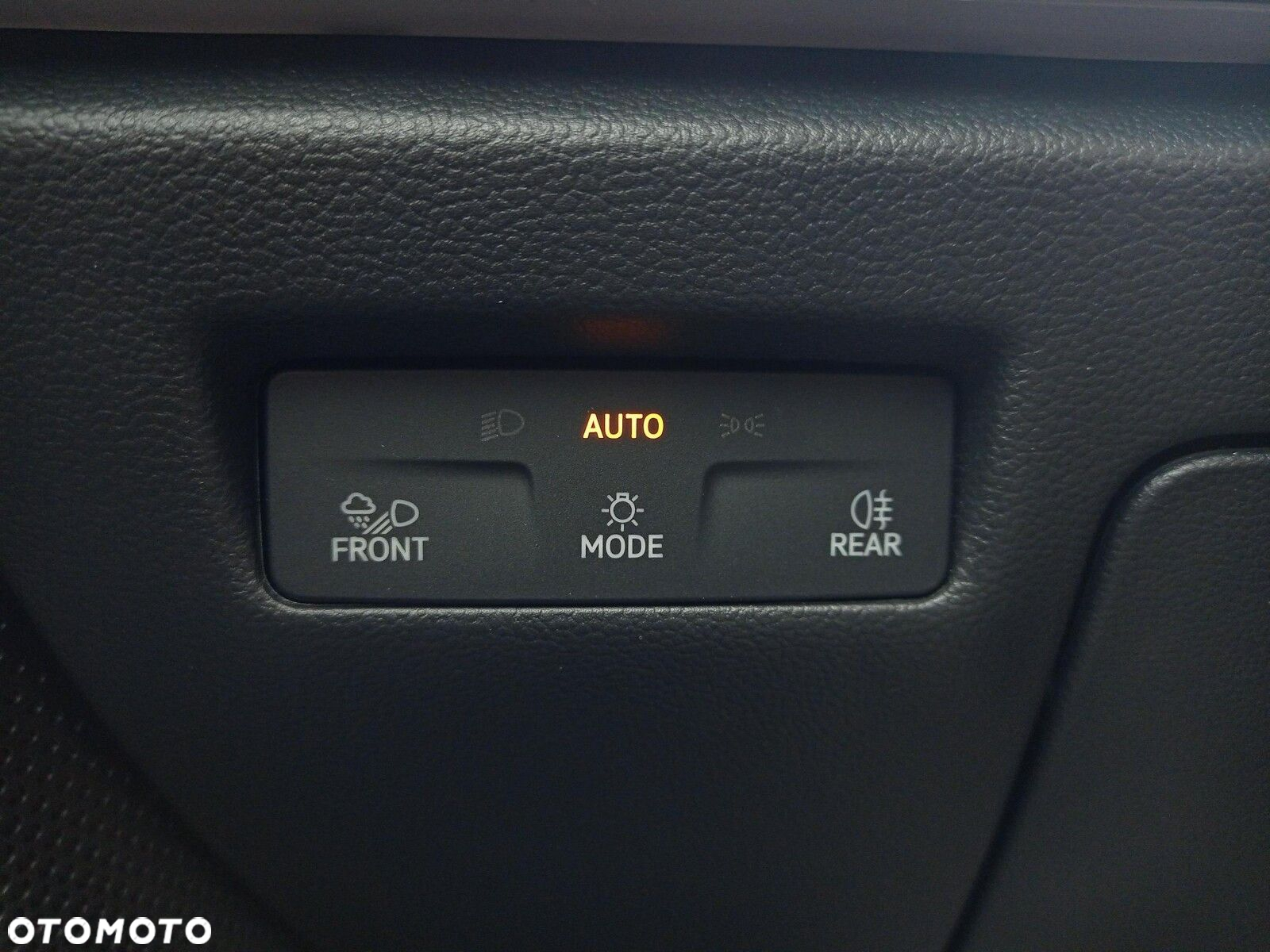 Volkswagen Passat - 27