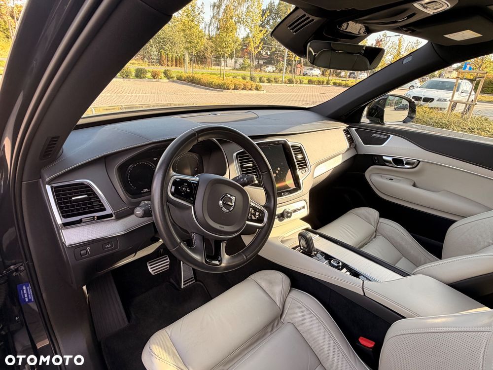 Volvo XC 90 - 15