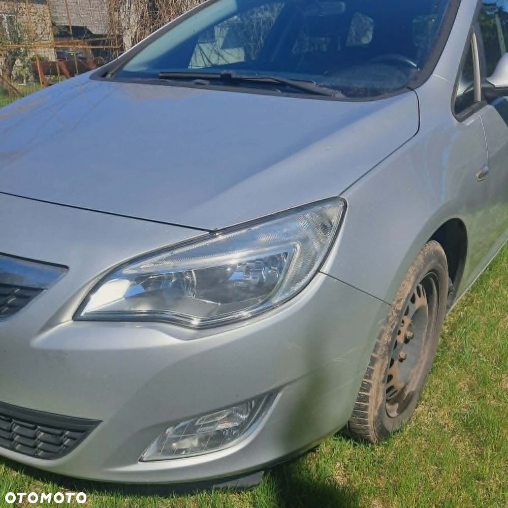Opel Astra 1.7 CDTI DPF (119g) Sport - 9
