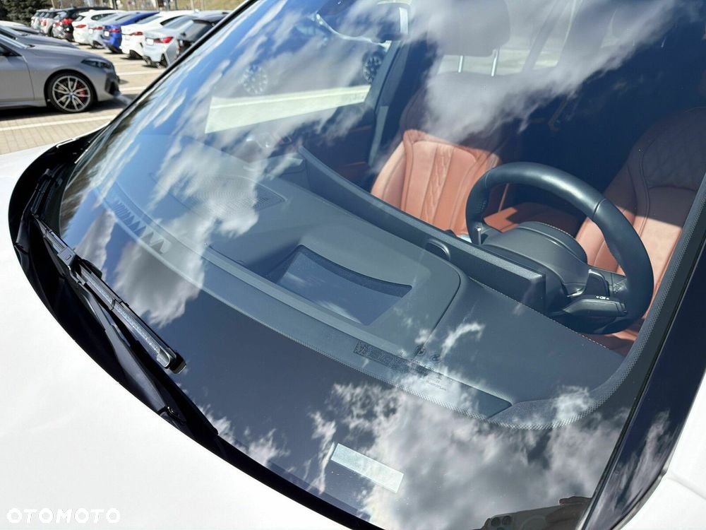 BMW X7 - 32