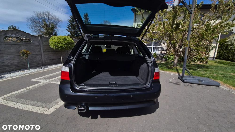 BMW Seria 5 520d - 5