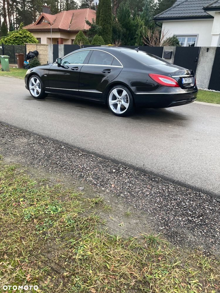 Mercedes-Benz CLS - 2