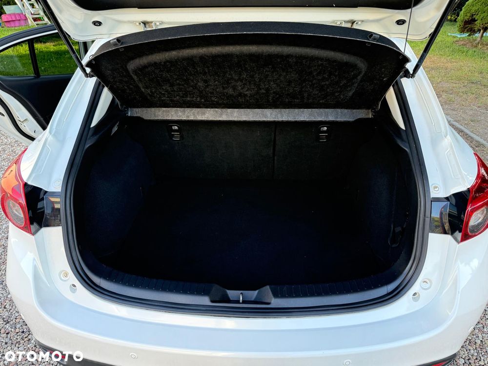 Mazda 3 - 9