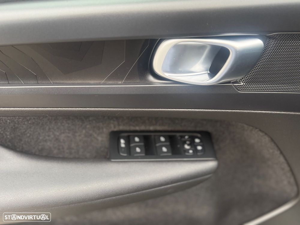 Volvo C40 Recharge Single Motor Core - 16