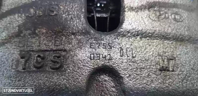 PINÇA TRAVÃO FRONTAL ESQUERDA KIA OPTIMA 2018 -58110D4150 - 4