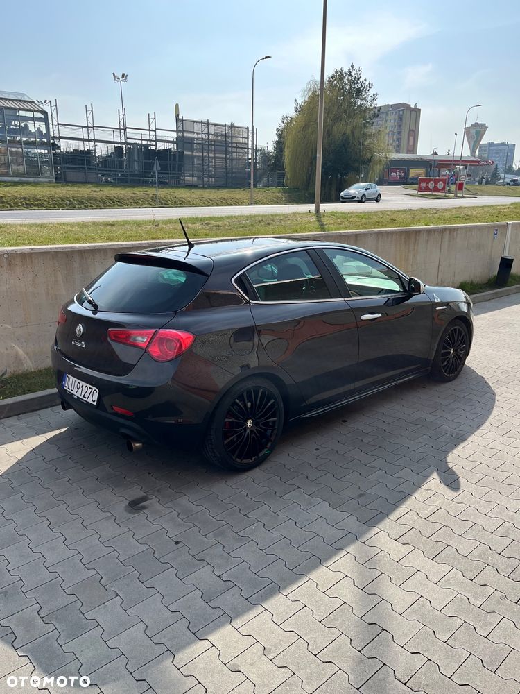 Alfa Romeo Giulietta 1750 TBi Quadrifoglio Verde - 5