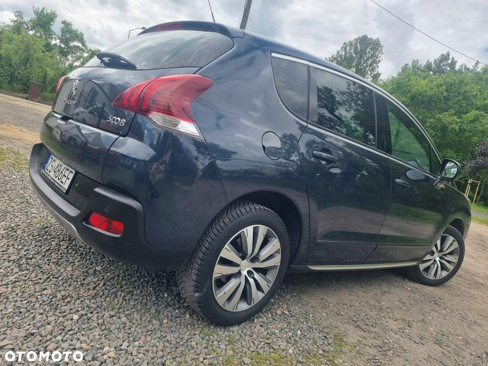 Peugeot 3008 1.6 THP Style - 11