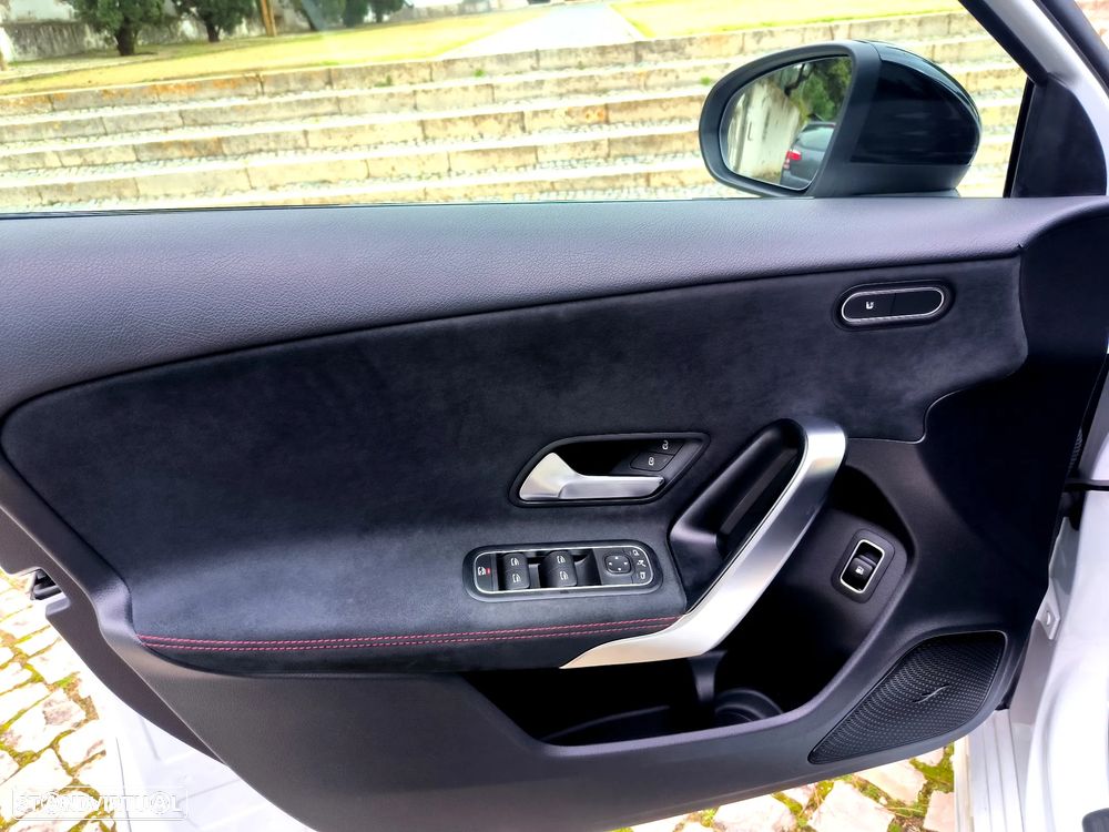 Mercedes-Benz A 250 e AMG Line - 7