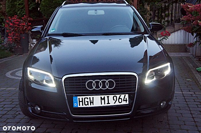 Audi A4 Avant 2.0 T FSI quattro tiptronic - 11