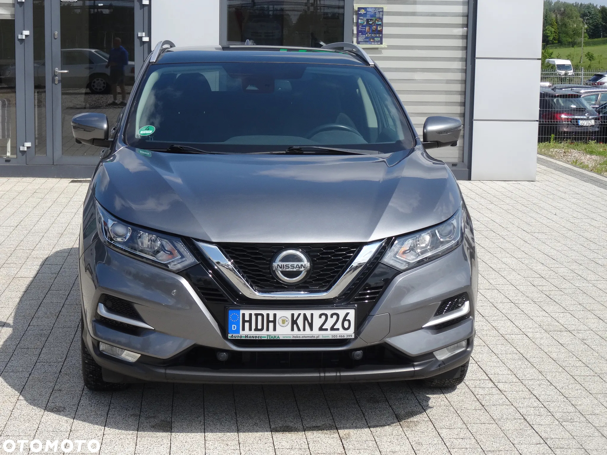 Nissan Qashqai 1.3 DIG-T DCT ACENTA - 4