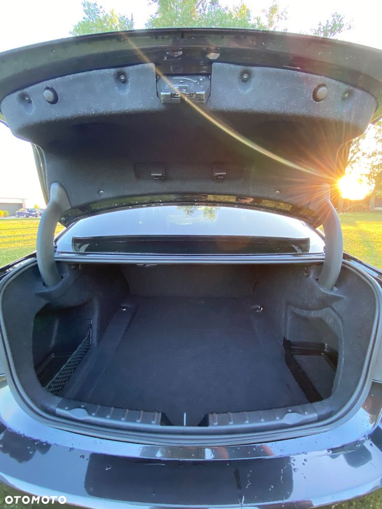 BMW Seria 3 330d Luxury Line Purity - 23