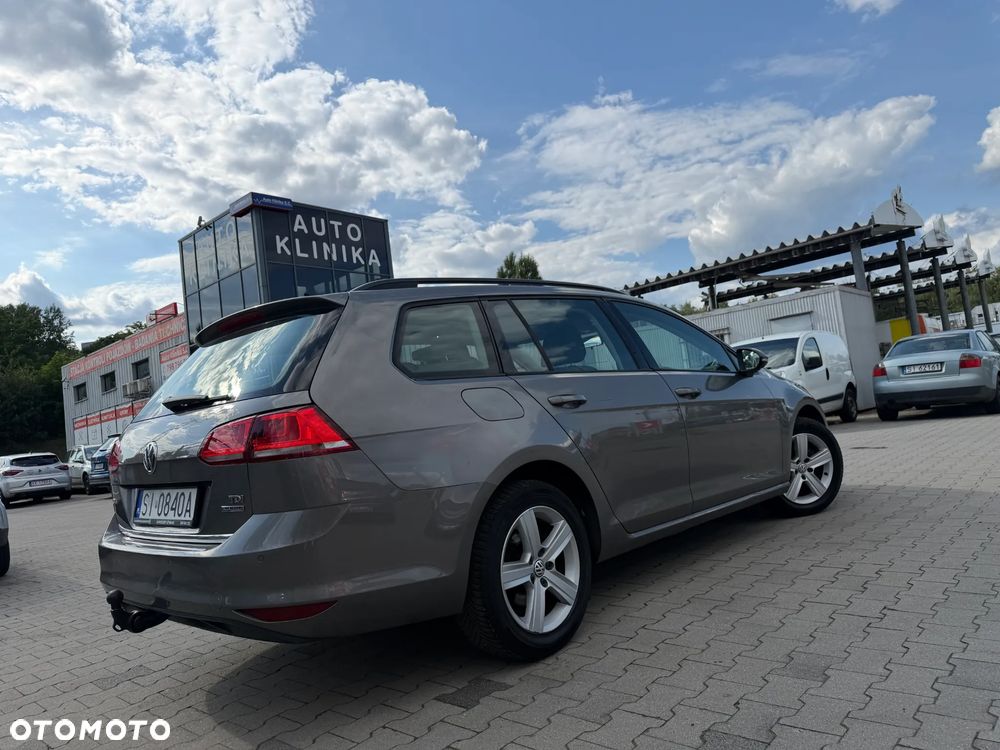 Volkswagen Golf 1.6 TDI Comfortline - 9