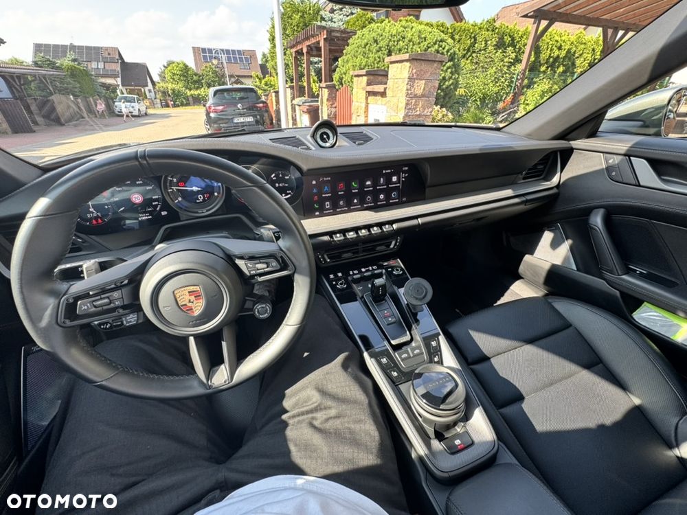 Porsche 911 Targa 4 - 14