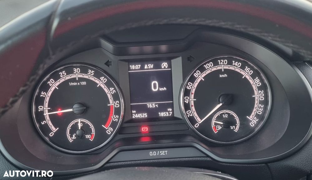 Skoda Octavia - 10