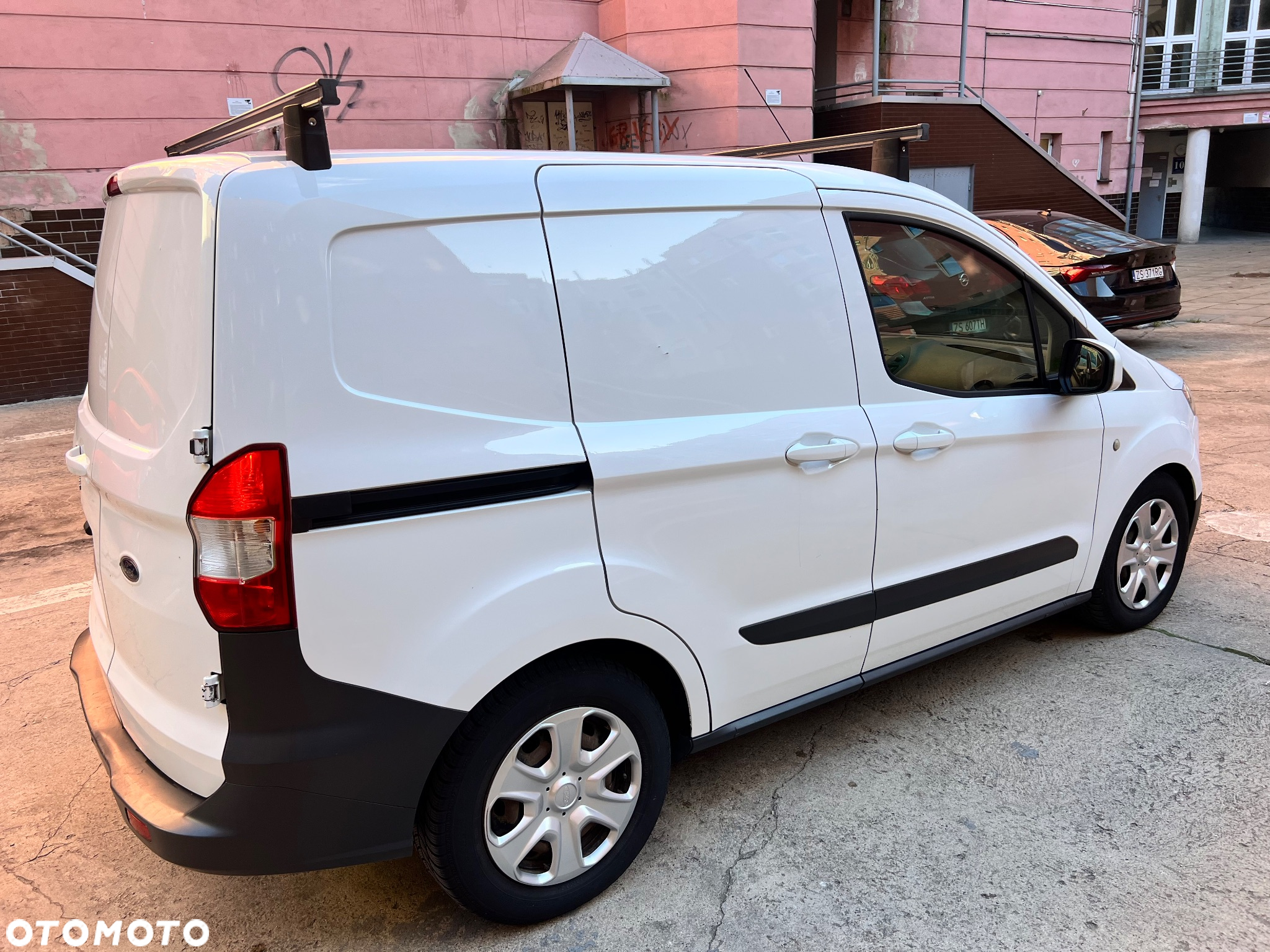 Ford Transit Courier 1.5 TDCi Trend - 4