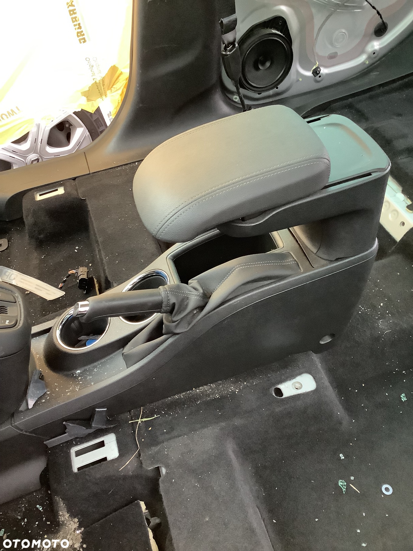 OPEL ZAFIRA C LIFT PODSUFITKA DYWAN PODŁOKIETNIK - 4
