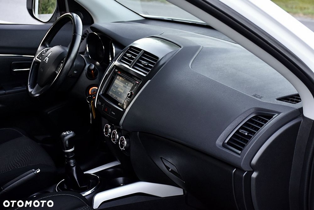 Mitsubishi ASX 1.8 DI-D 4WD Diamant Edition - 28