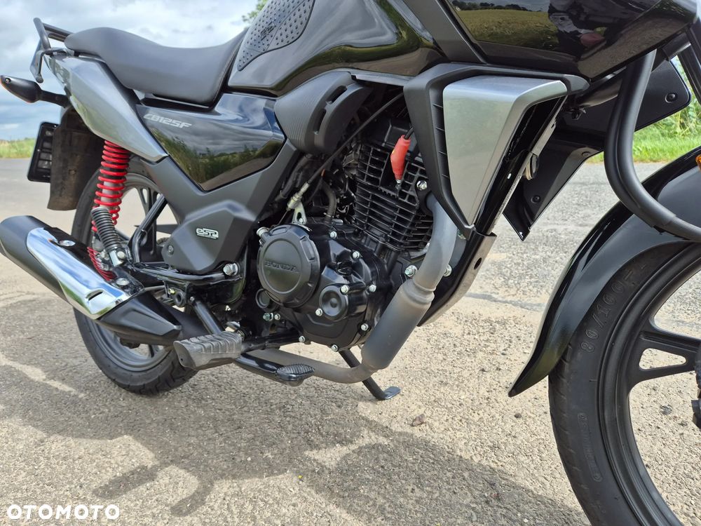 Honda CB - 12