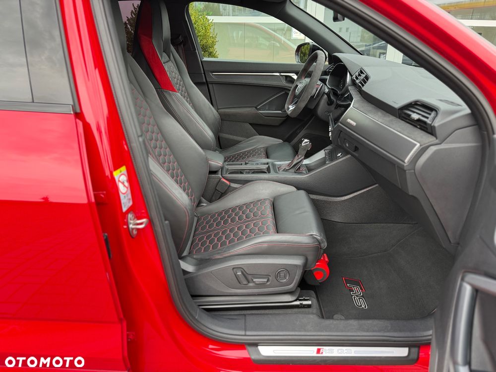 Audi RS Q3 Sportback - 9