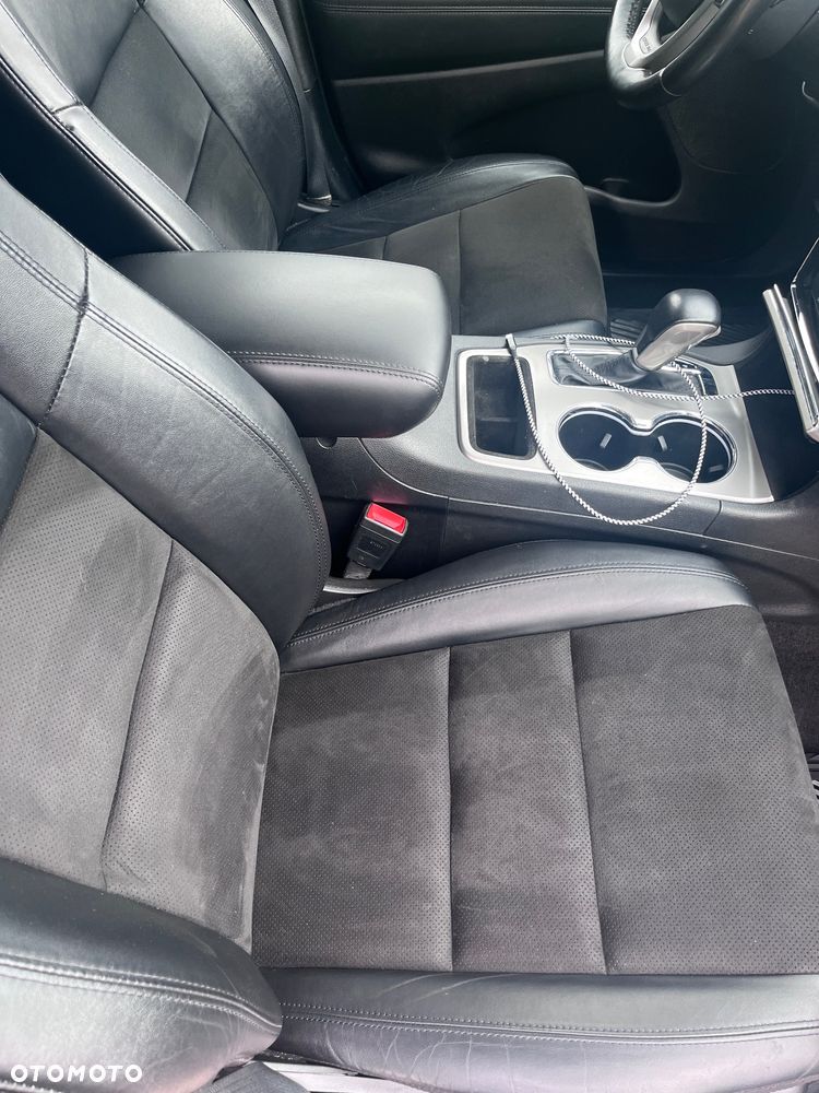 Jeep Grand Cherokee 3.6 V6 Laredo - 26