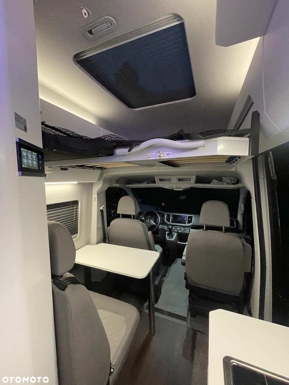 Volkswagen Crafter Grand California 600 - 26