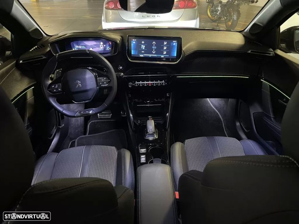 Peugeot 208 1.2 PureTech GT Line EAT8 - 22