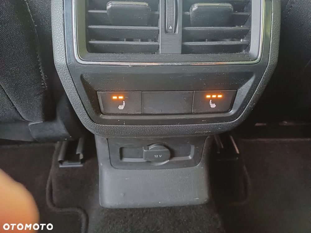 Skoda Karoq 2.0 TDI SCR 4x4 Ambition DSG - 23