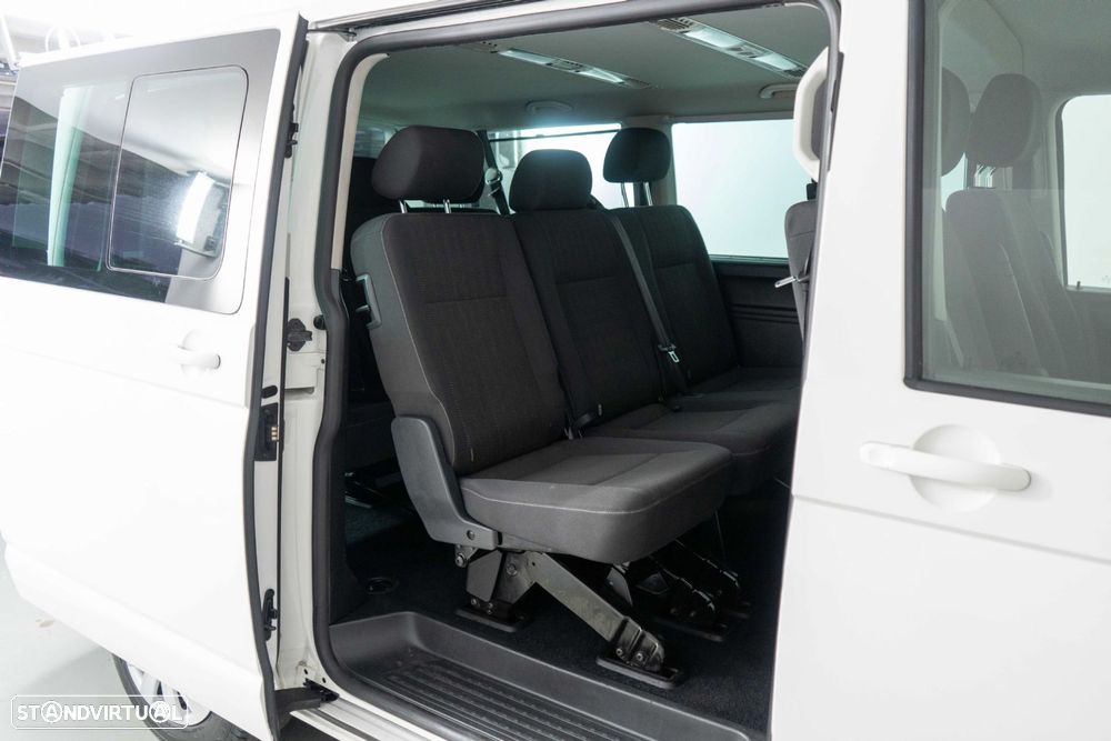 VW Caravelle - 10