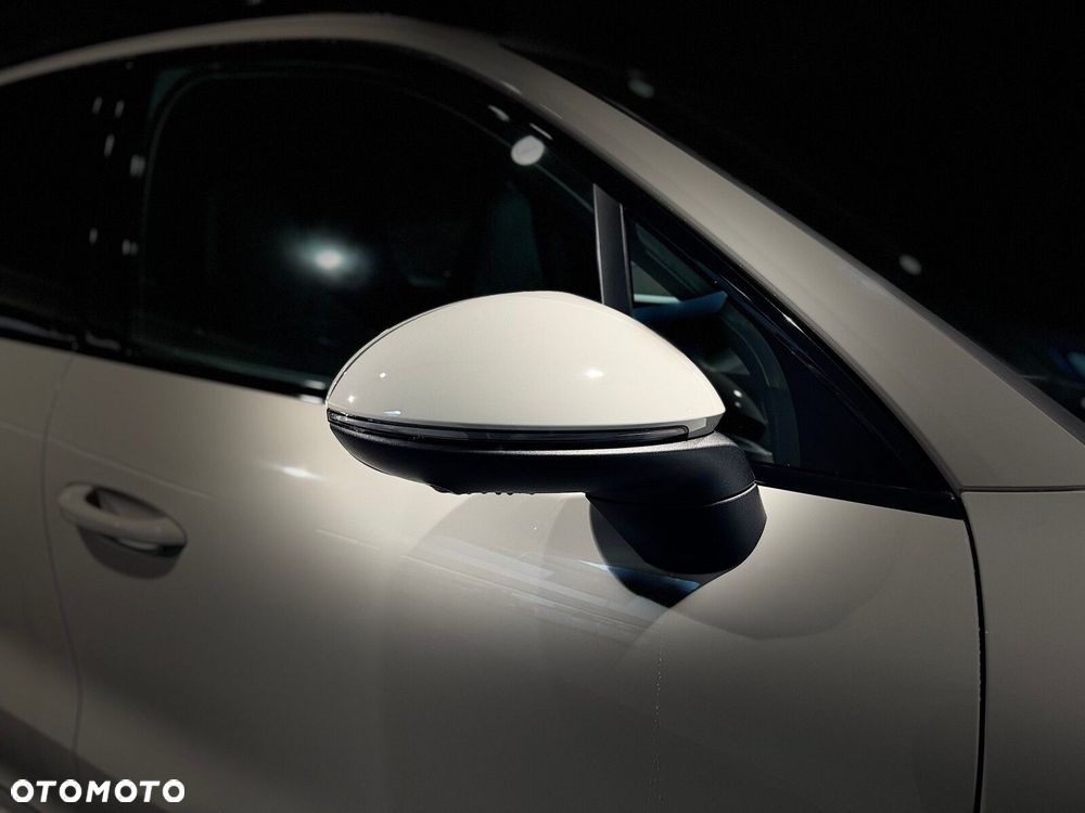 Porsche Cayenne - 14