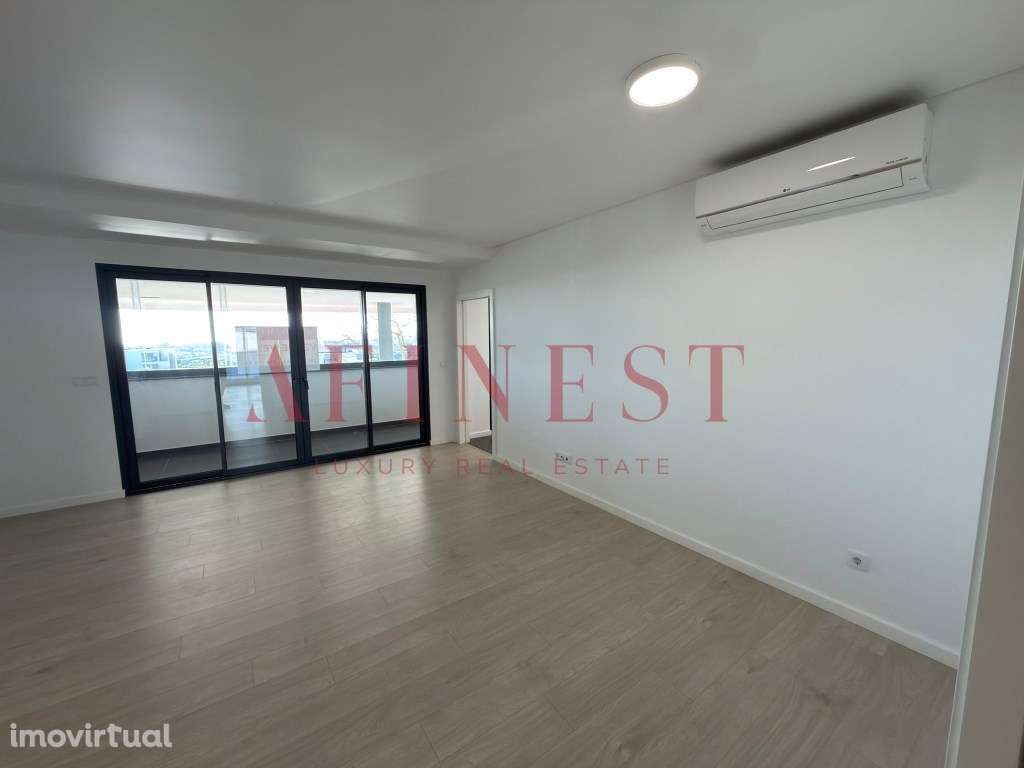 Terraços, Luz Natural e Elegância T2 SKY CITY à Sua Espera! - Grande imagem: 4/39