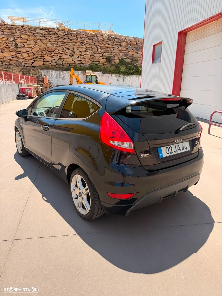 Ford Fiesta 1.6 TDCI Sport - 6