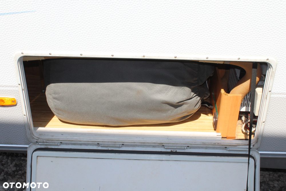 Hymer-Eriba Living 450A - 17