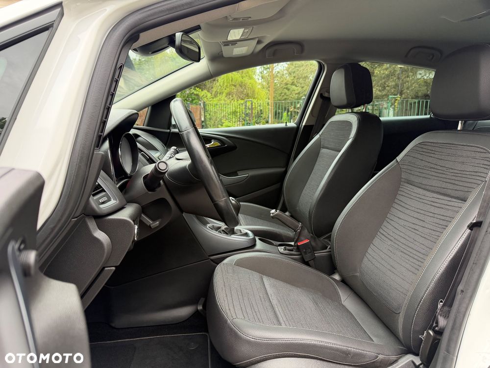 Opel Astra 1.6 CDTI DPF ecoFLEX Start/Stop Edition - 28