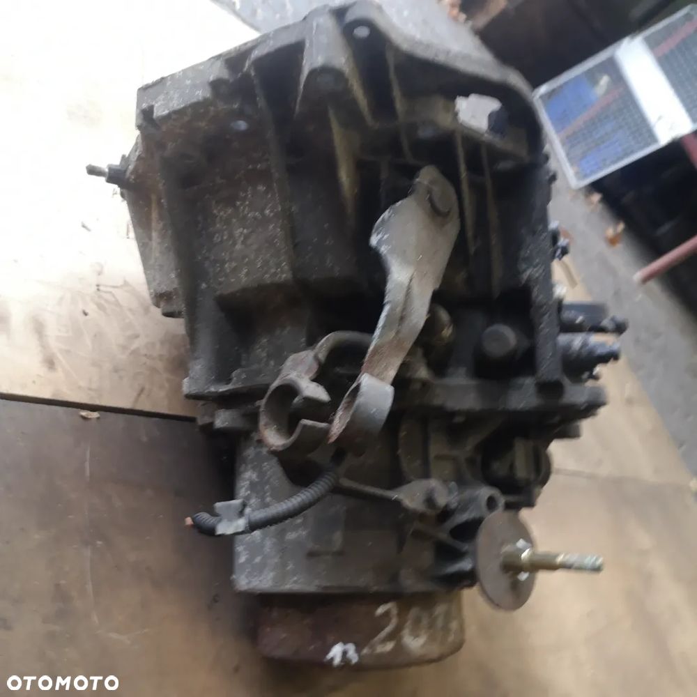 SKRZYNIA BIEGÓW 20TA45 CITROEN XSARA PEUGEOT 306 1.9 - 2
