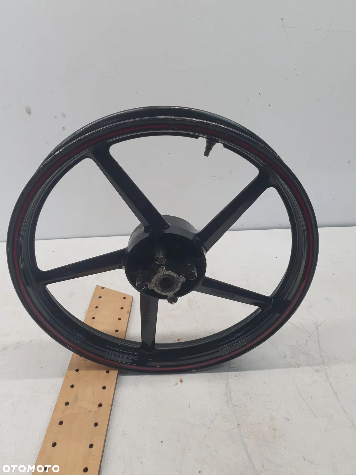 Felga Przód Przednia Do Barton Travel 125 Benyco NKD 125 - 1