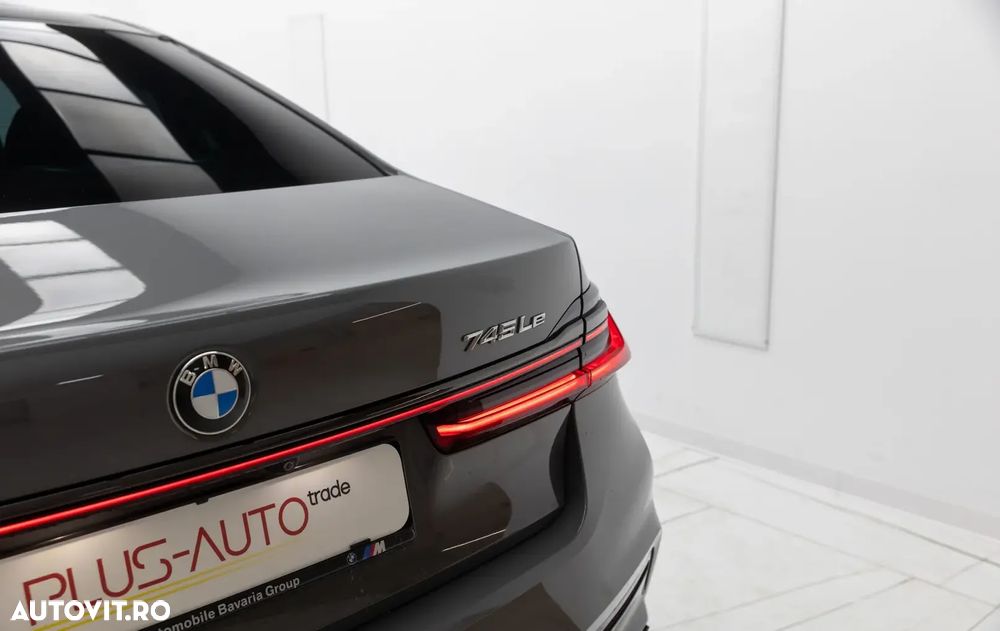 BMW Seria 7 745Le xDrive AT PHEV - 12