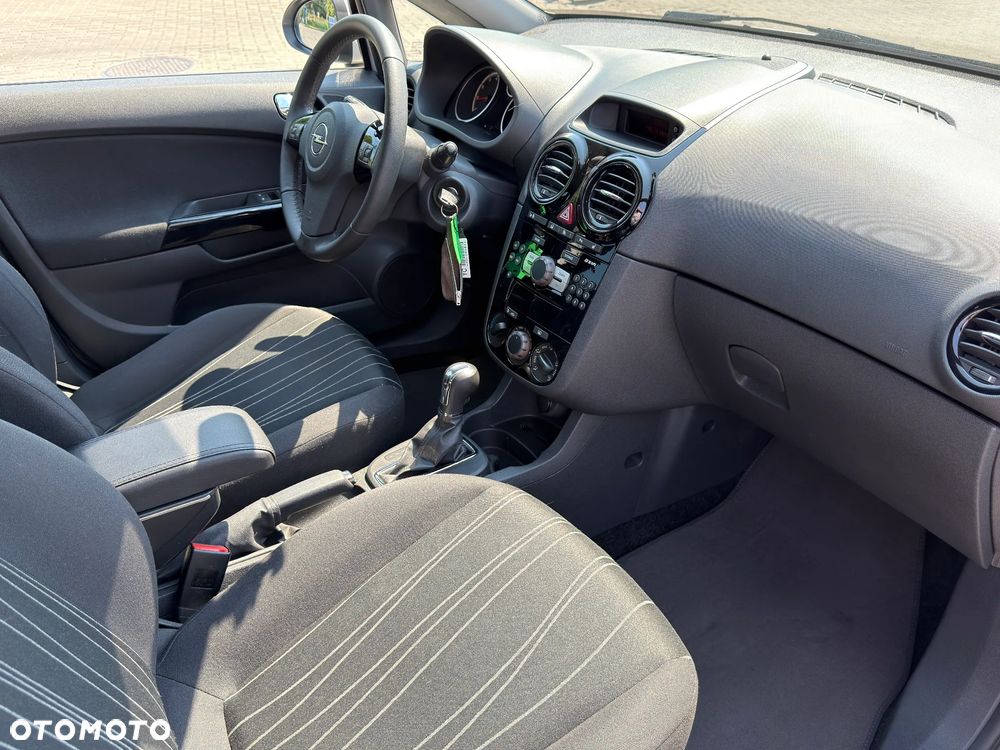 Opel Corsa 1.4 16V 111 - 8