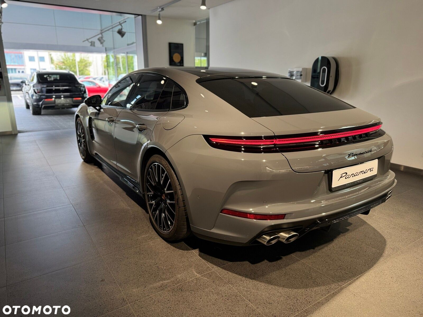 Porsche Panamera - 8