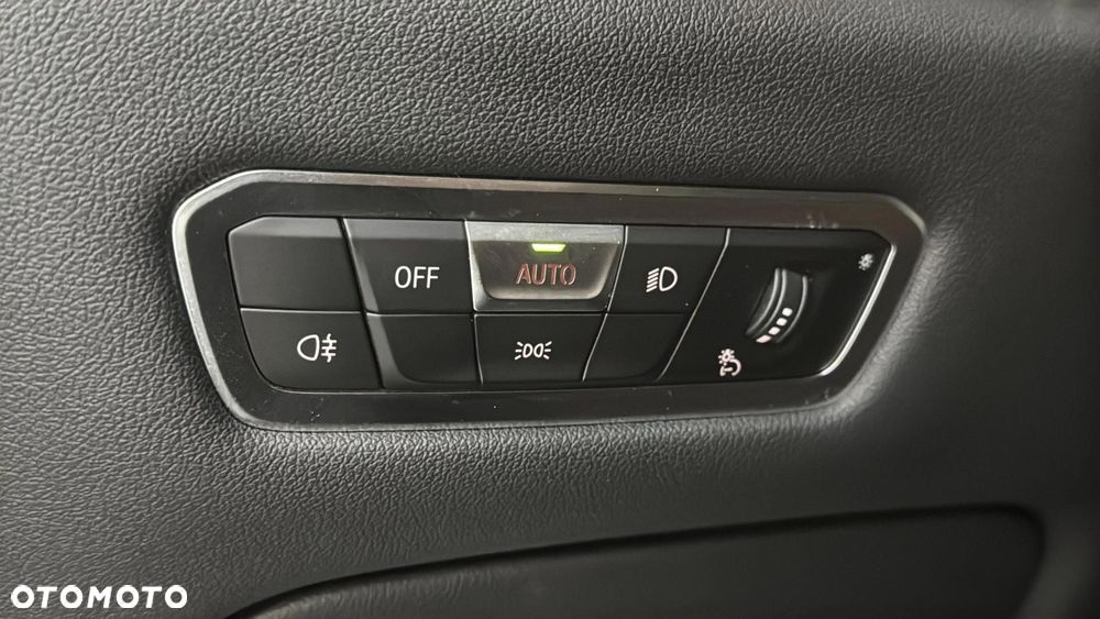 BMW X5 xDrive25d - 31
