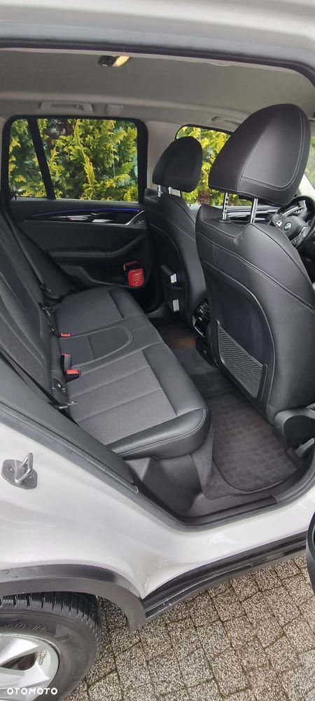 BMW X3 xDrive20i xLine - 28