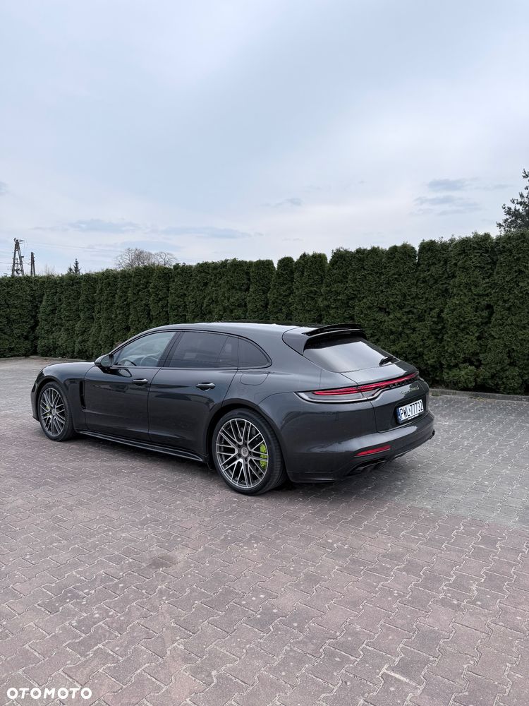 Porsche Panamera Turbo Executive - 8